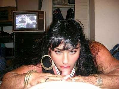 Sissy Conan Roberts happily sucking cock