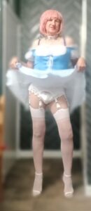 Sissy Faggot Linzi