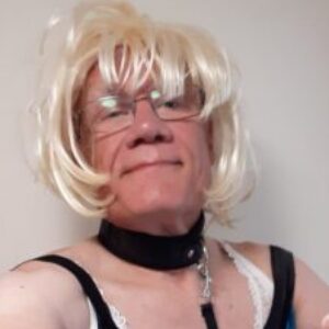 Profile photo of CumslutSally