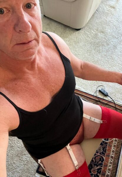 Sissy Slut STEVEN PHILLIP KUHN at Channel Drive Monmouth Beach NJ CELL 732 492 4110 From UNION NJ  (7) – Copy