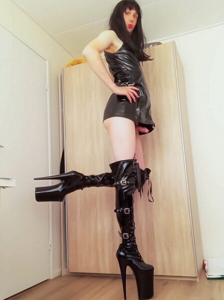 Sissy Slut Margo (1)